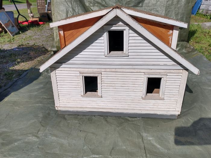 Model House Custom Dollhouse doll handmade