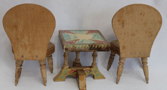 ANTIQUE 1900's BLISS WOOD w/PAPER LITHO DOLLHOUSE FURNITURE - TABLE & TWO CHAIRS