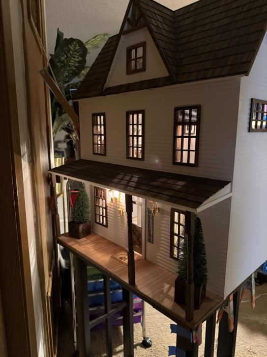 1:12 customized Vermont Farmhouse Jr Dollhouse Furnished w/ Lights 