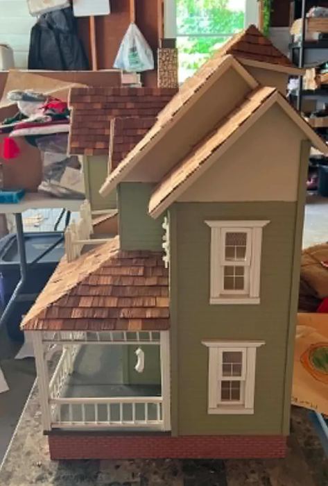 Vintage DuraCraft Bellingham Farmhouse Dollhouse 1:12 Scale Completed Furnished