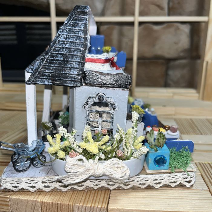 Dollhouse Fully Furnished And Decorated OOAK handcrafted
