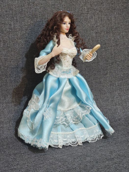 OOAK Miniature 1:12th scale Dollhouse Woman Lady Doll Artist Hand Sculpted