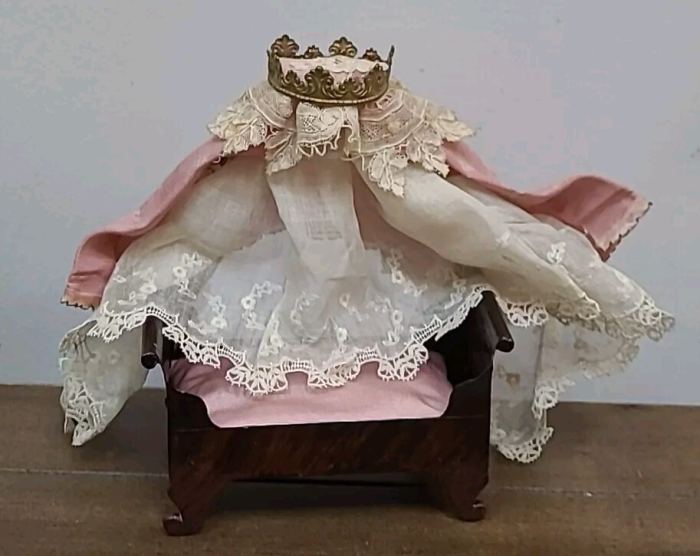 Rock & Graner Day Bed with Canopy Antique Dollhouse Furniture German Tin 1870 
